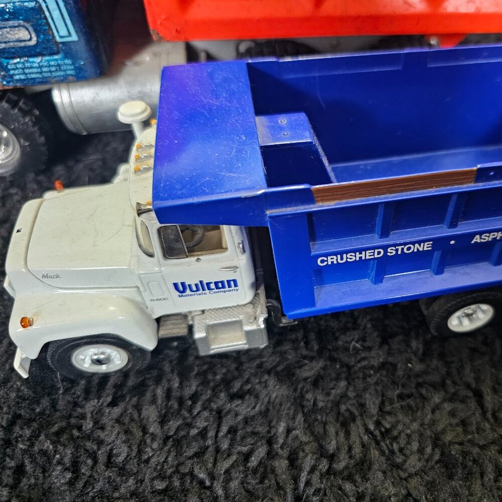 First Gear Mack R-Model Dump Truck - Vulcan Materials Company Livery